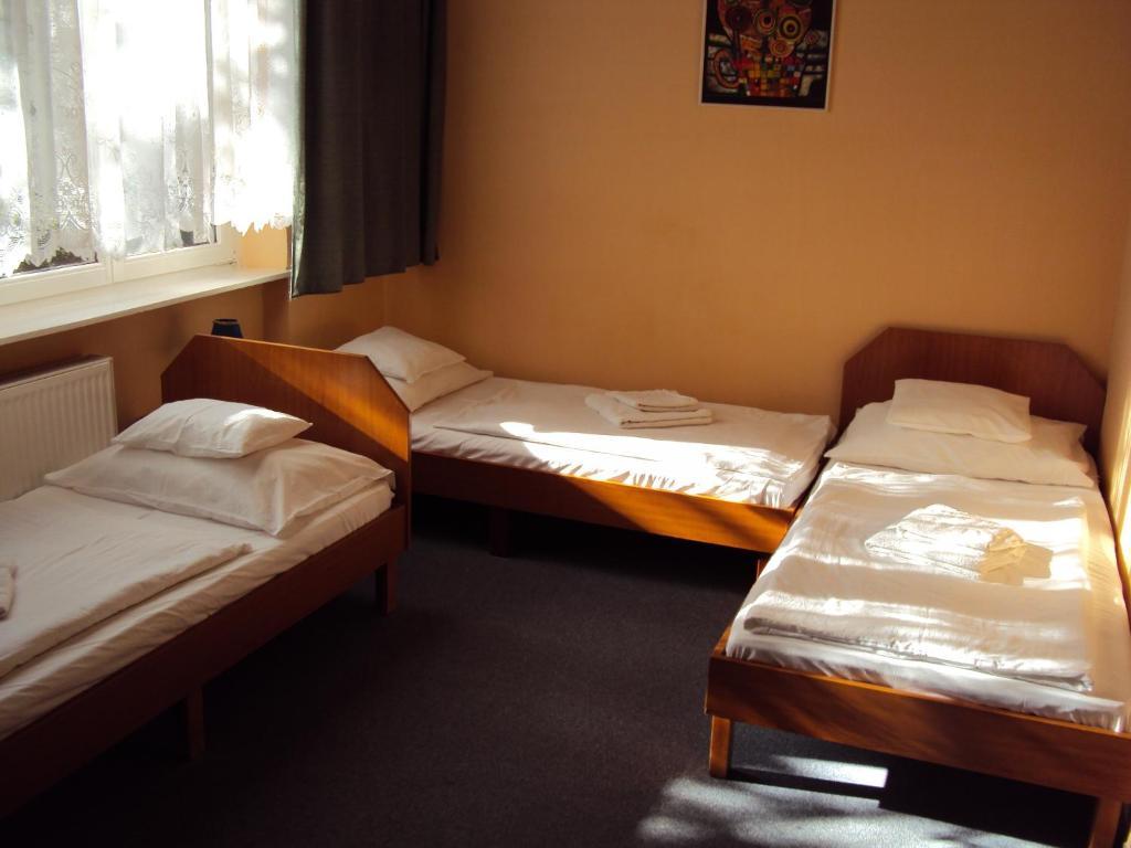 Fuezi Panzio Bed & Breakfast Sopron Room photo